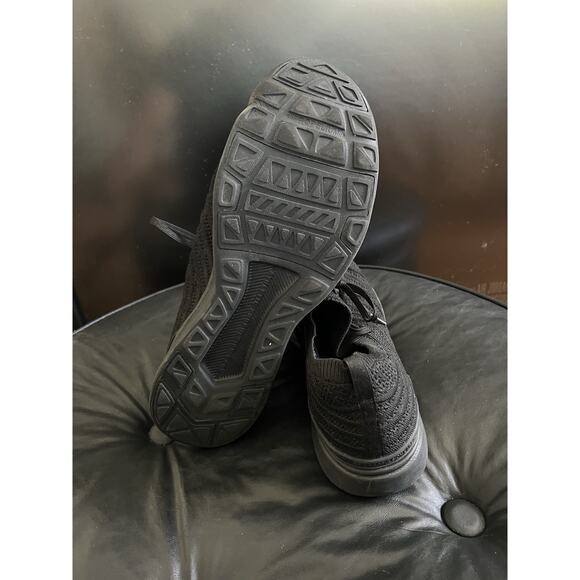 APL Techloom Wave Hybrid Running Shoe In Black US 13 main image 4